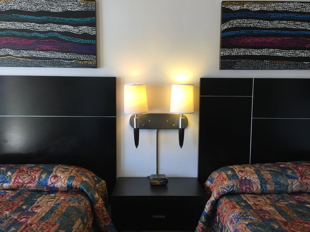 Tropics Motor Hotel Indio Δωμάτιο φωτογραφία